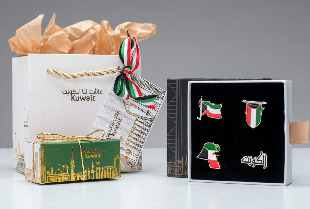 
            
                Load image into Gallery viewer, Kuwait Gift 1 - هدية الكويت
            
        