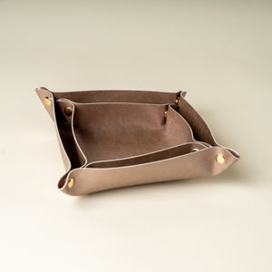 Leather trays Brown / مقسمات جلد