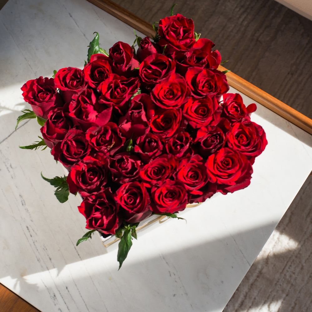 Flower Box Red / بوكيه الورد الاحمر