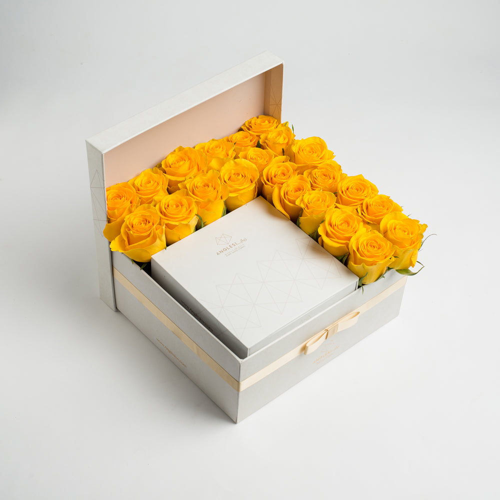 Flower Box Yellow / بوكيه الورد الاصفر