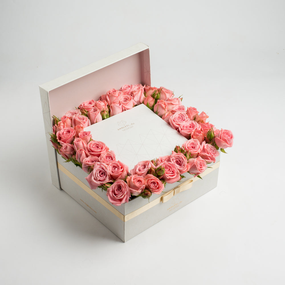 Flower Box Pink / بوكيه الورد الوردي