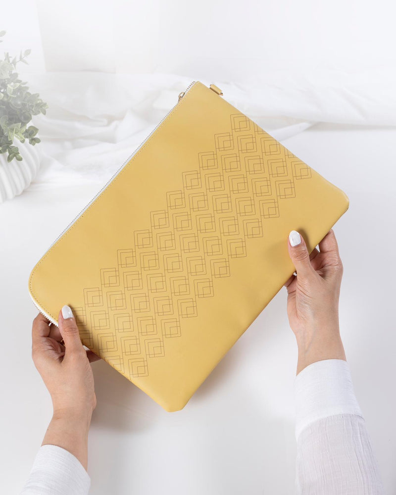 Laptop bag Yellow / حقيبة لابتوب