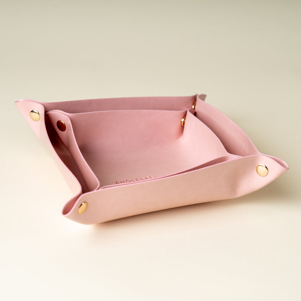 Leather trays Pink / مقسمات جلد